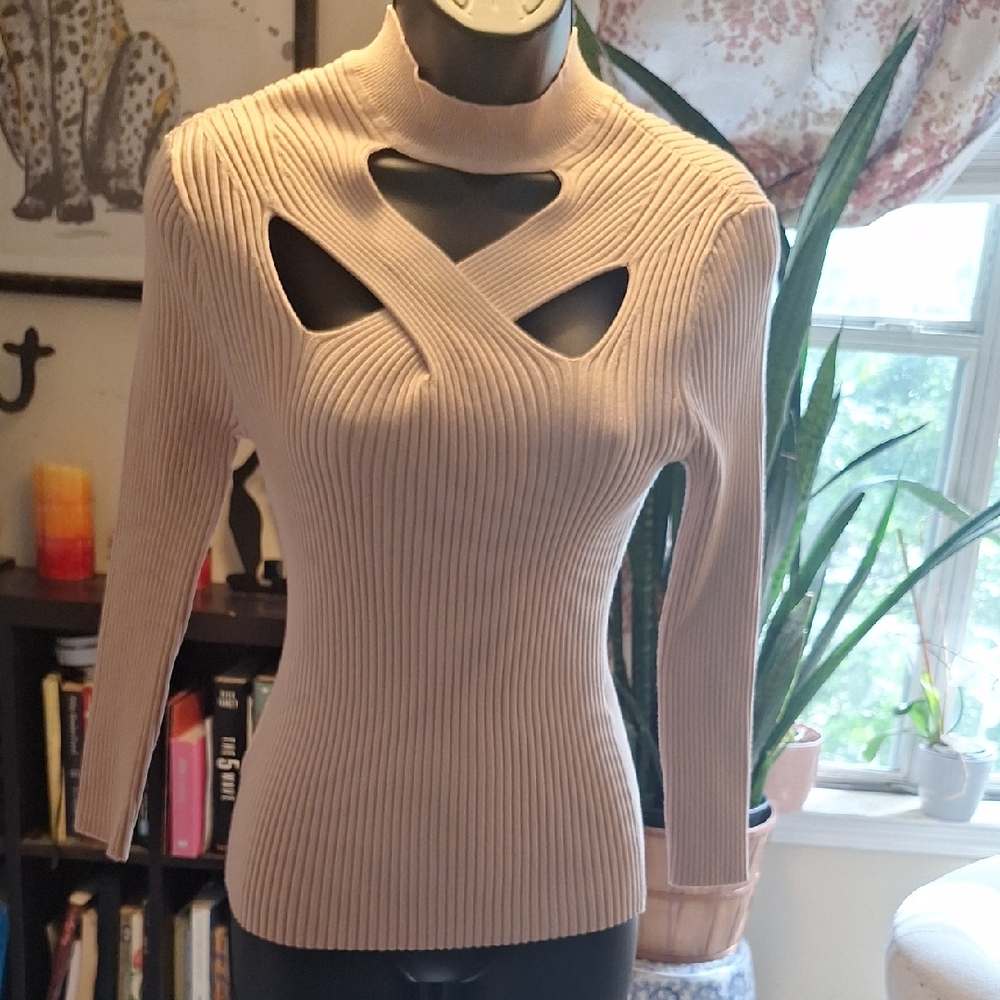 White House Black Market Rose Smoke Ribbed Cutout Sweater